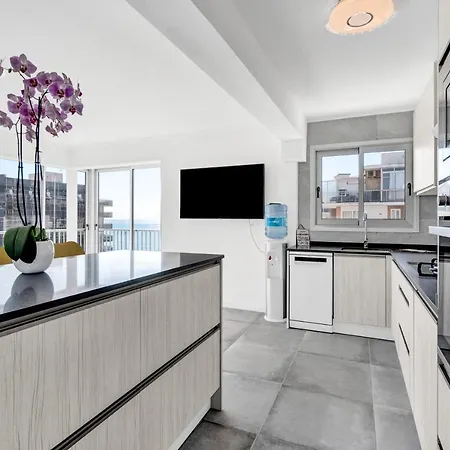 Apartment Centre Sea View Modern Floor